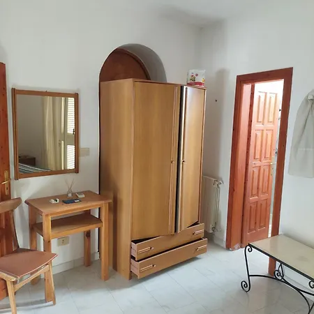 Гостевой дом Casa Lenina Серрара-Фонтана